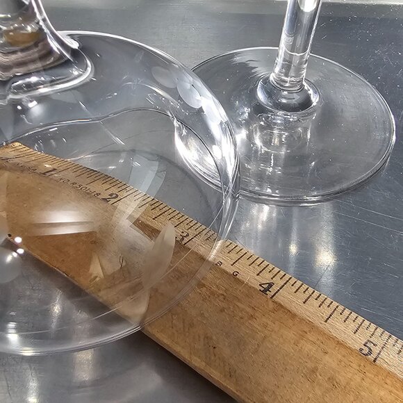 2 Vintage Etched Grapevine Champagne Coupes 4.75" Clear Glass Sherbet Glasses - Picture 5 of 6